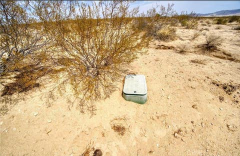 Photo of 0 Brant Crossing Rd, Joshua Tree, CA 92252 (MLS # OC26035060)