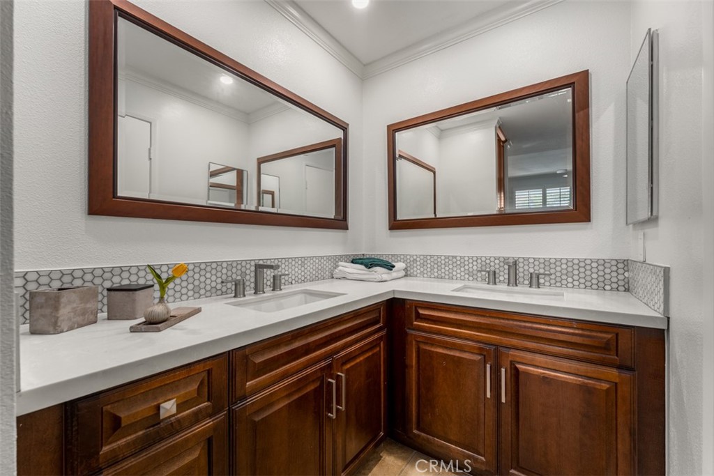 Canyon Villas (CANV) - Residential