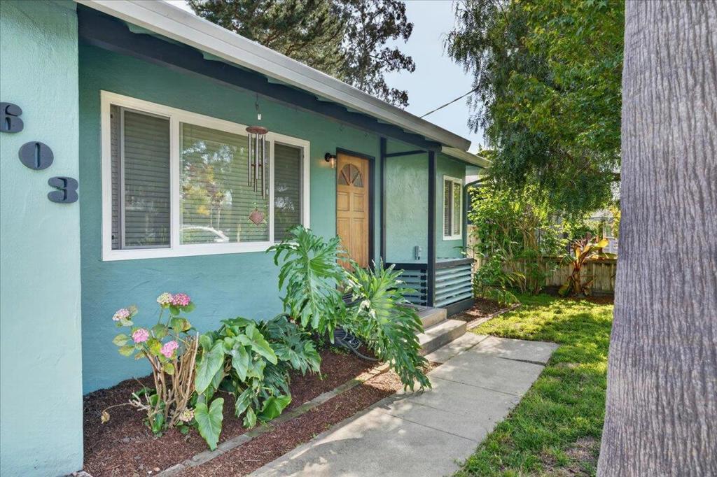 603 Harriet Avenue