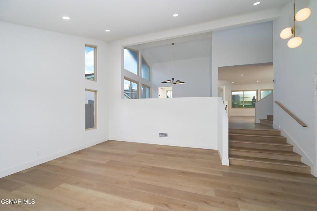 Photo of 278 Spindlewood Avenue, Camarillo, CA 93012 (MLS # 226000187)