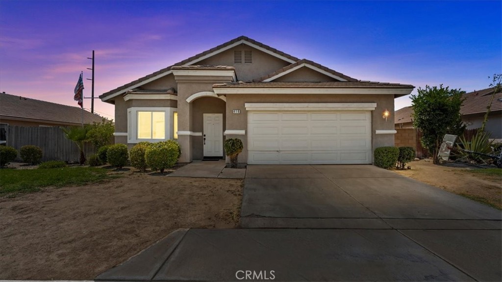 Beautiful San Jacinto home with 3 spacious bedrooms and 2 full bathrooms. As you walk in, you’ll notice the living room with vaulted ceilings, a bay window and a gas fireplace. The U-Shaped kitchen features stainless steel appliances and a serving bar that opens to the dining area. Step outside to the concrete patio and cool off in the shade provided by the low-maintenance trees. The spacious master bedroom includes a walk-in closet and dual sinks. The two additional bedrooms can accommodate your guests, family or serve as a home office. Centrally located, this home sits less than two miles from grocery stores, shopping centers, schools, parks and a movie theater. Don’t miss out on this captivating home!