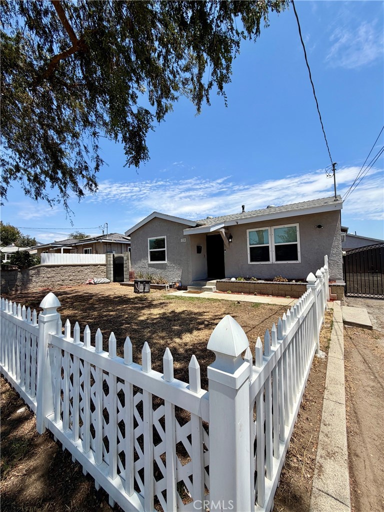 220 N Orange Avenue