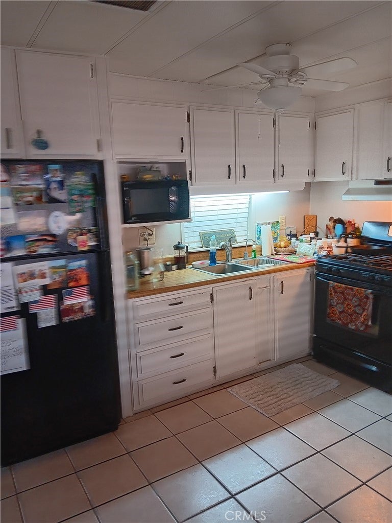 575 S Lyon Avenue 142