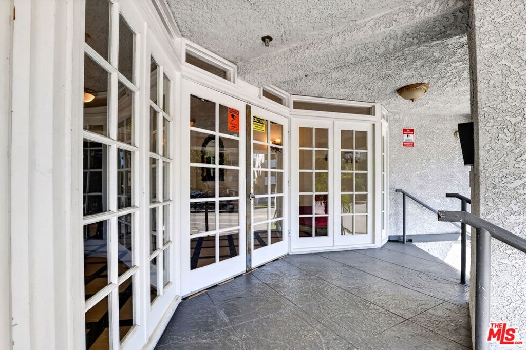 4401 Sepulveda Boulevard 104