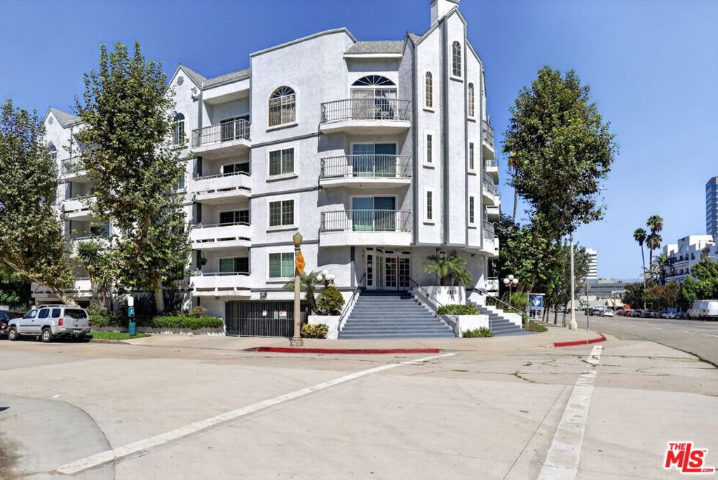 4401 Sepulveda Boulevard 104