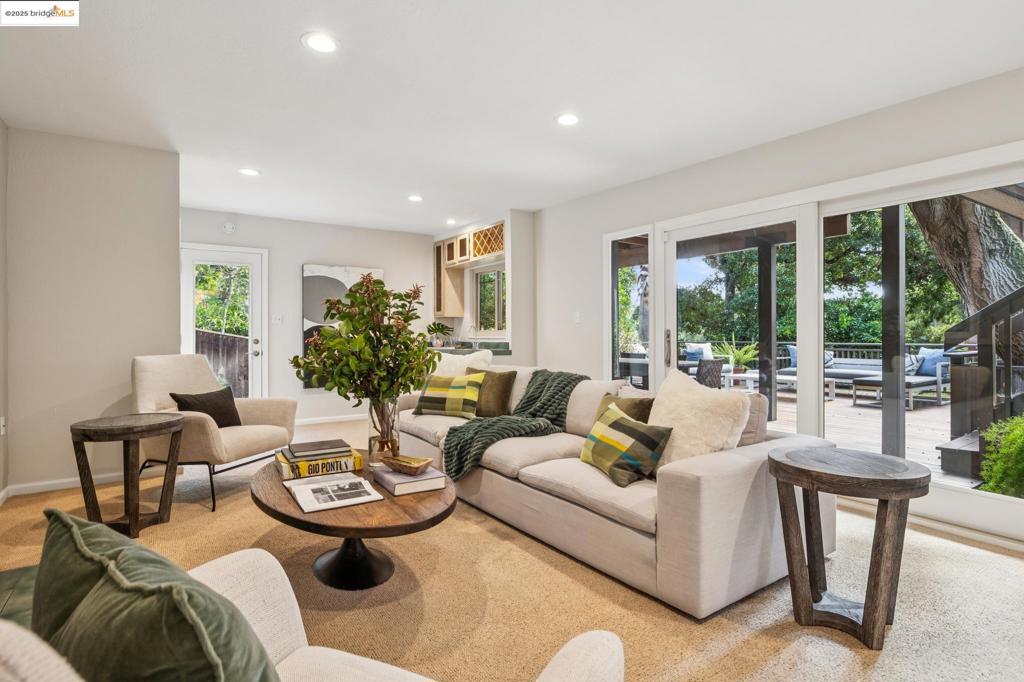 CROCKER HGHLANDS - Residential