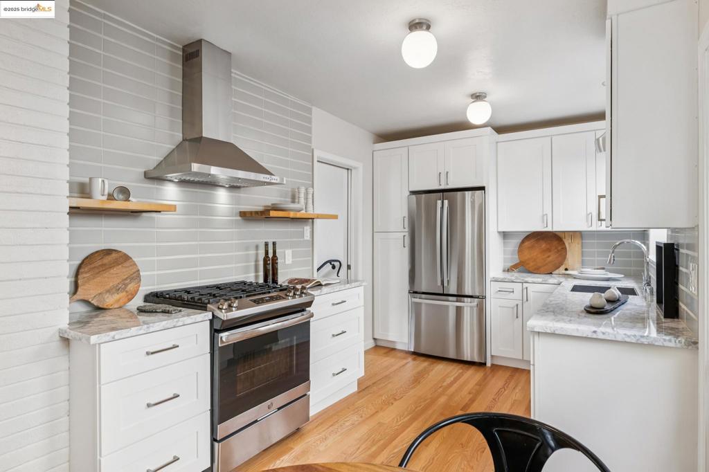 CROCKER HGHLANDS - Residential