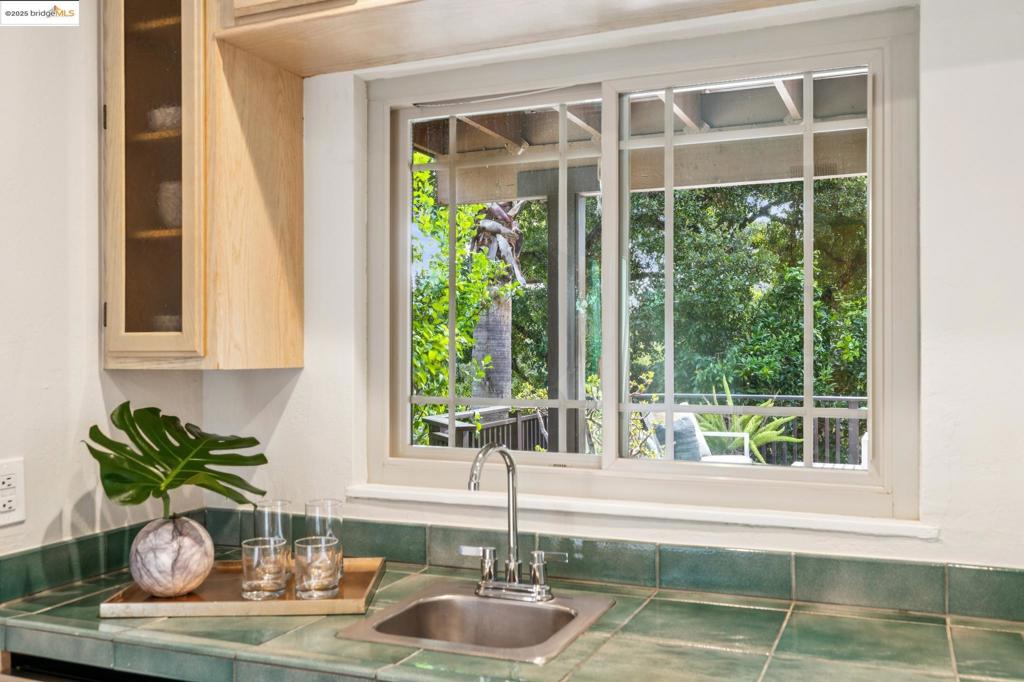 CROCKER HGHLANDS - Residential