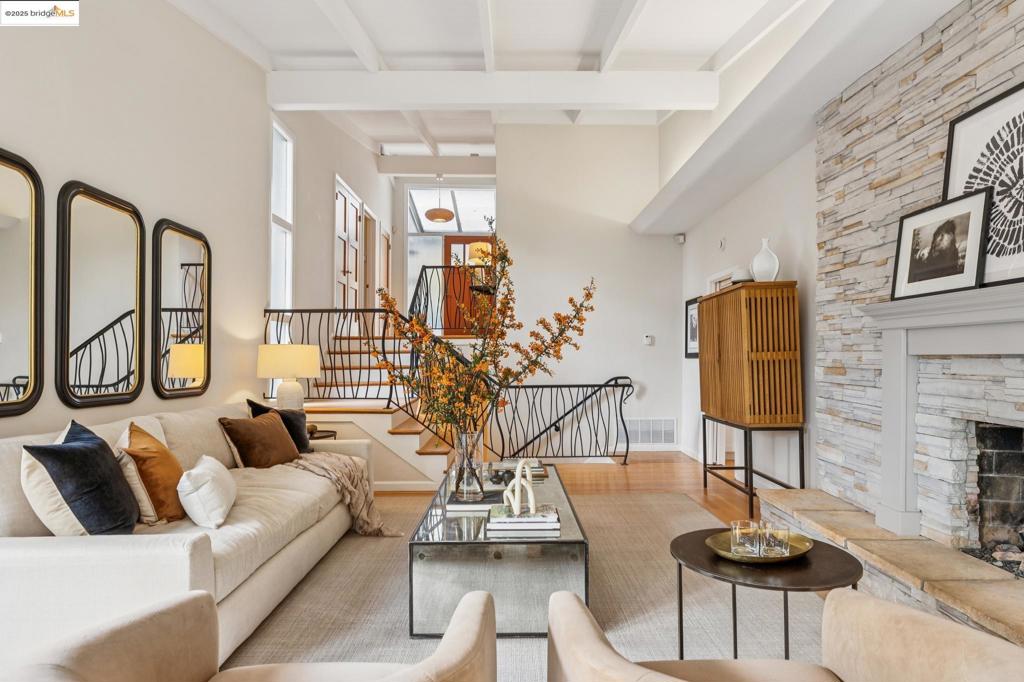 CROCKER HGHLANDS - Residential