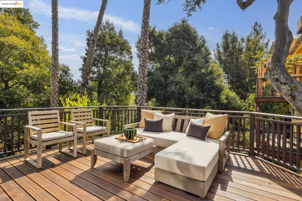 CROCKER HGHLANDS - Residential