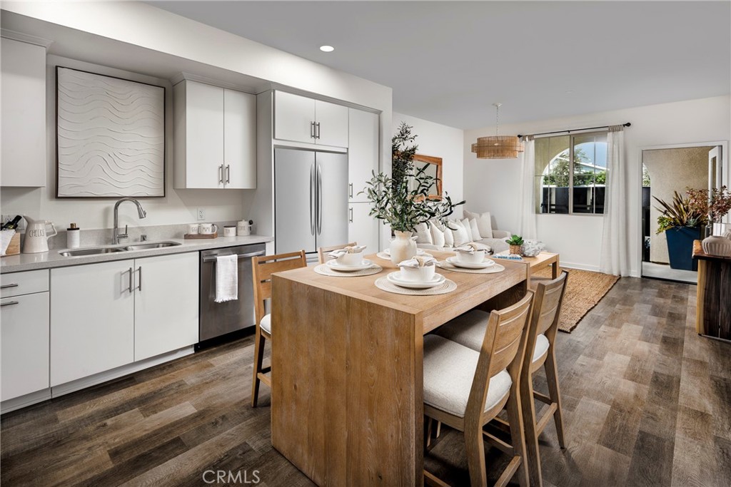 9001 Cerise Lane 109