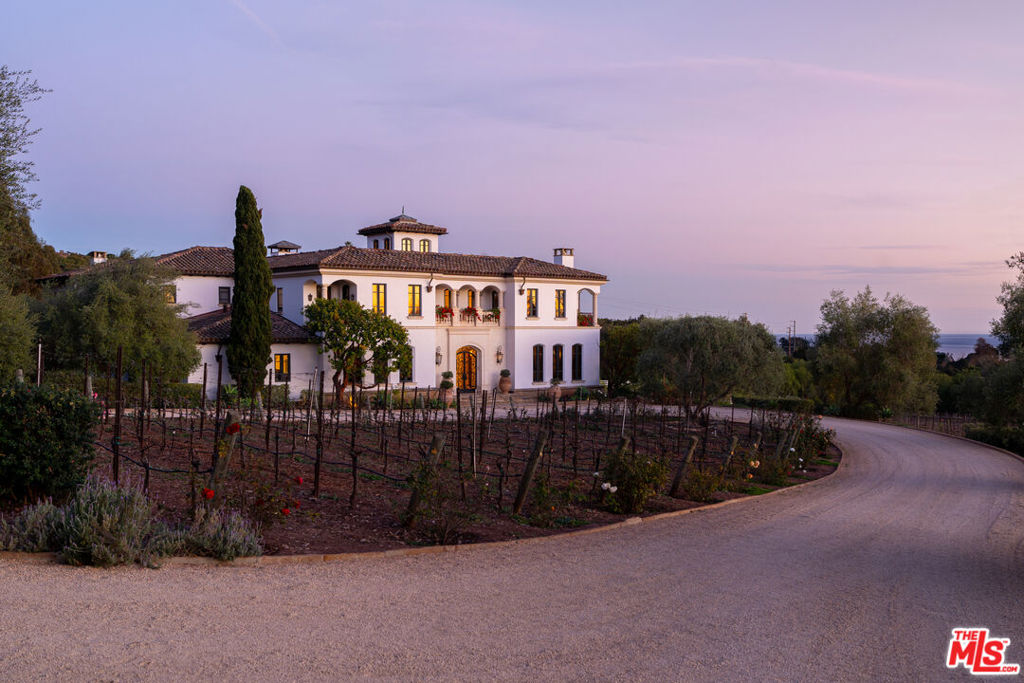 338 Toro Canyon Road