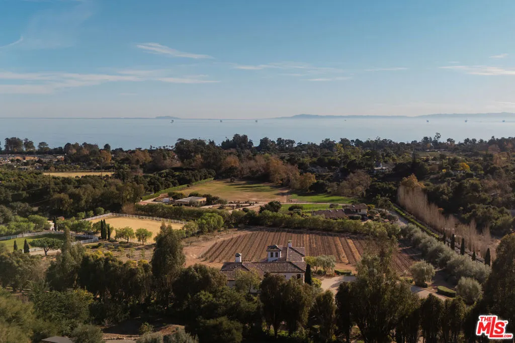 Carpinteria, California 93013, United States, 5 Bedrooms Bedrooms, ,10 BathroomsBathrooms,Residential,Active,254340