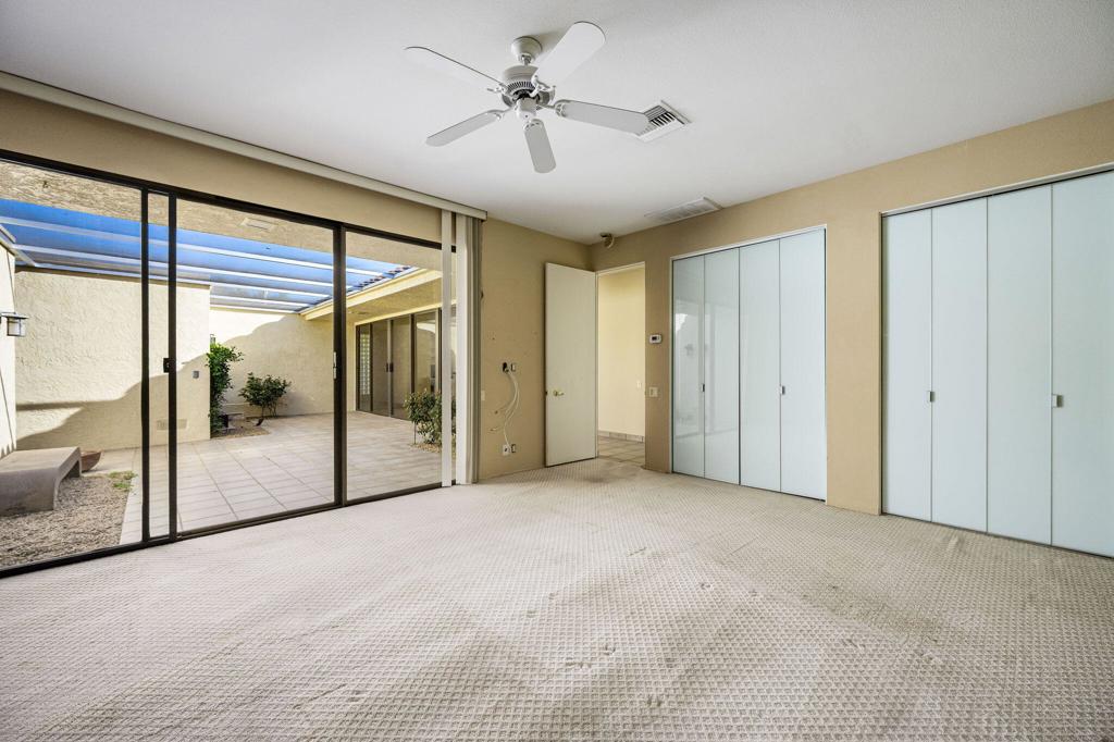 LQCC Lago La Quinta - Residential