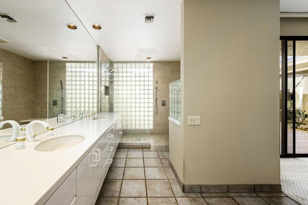 LQCC Lago La Quinta - Residential