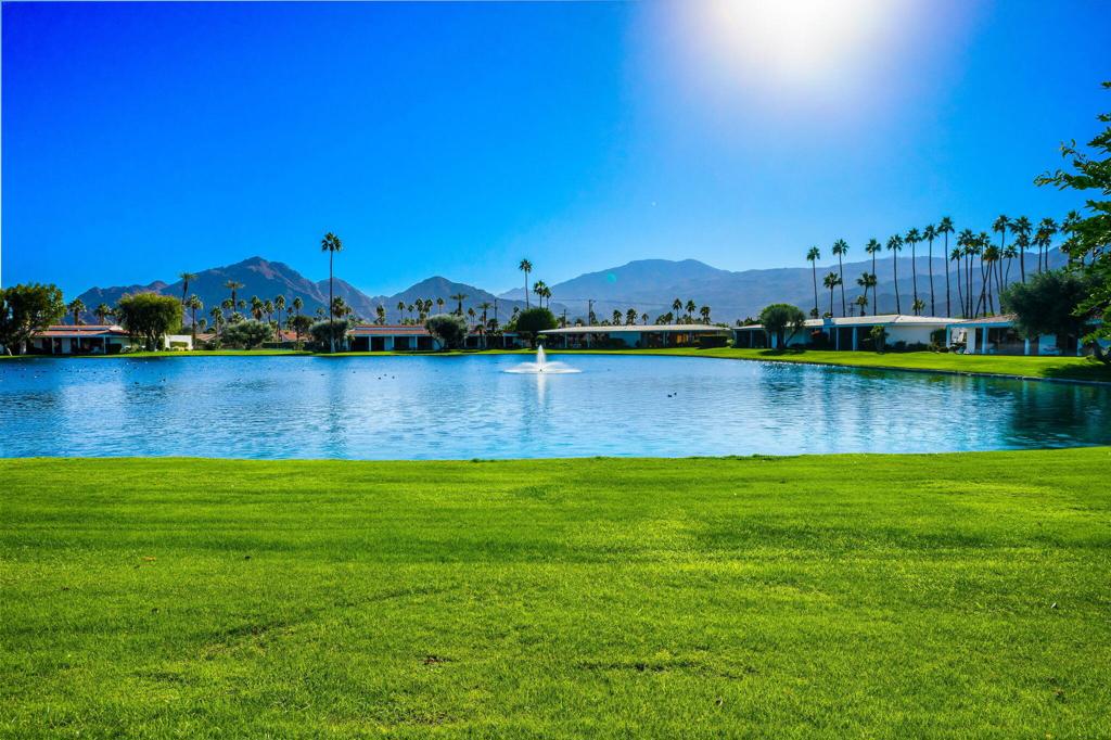 LQCC Lago La Quinta - Residential