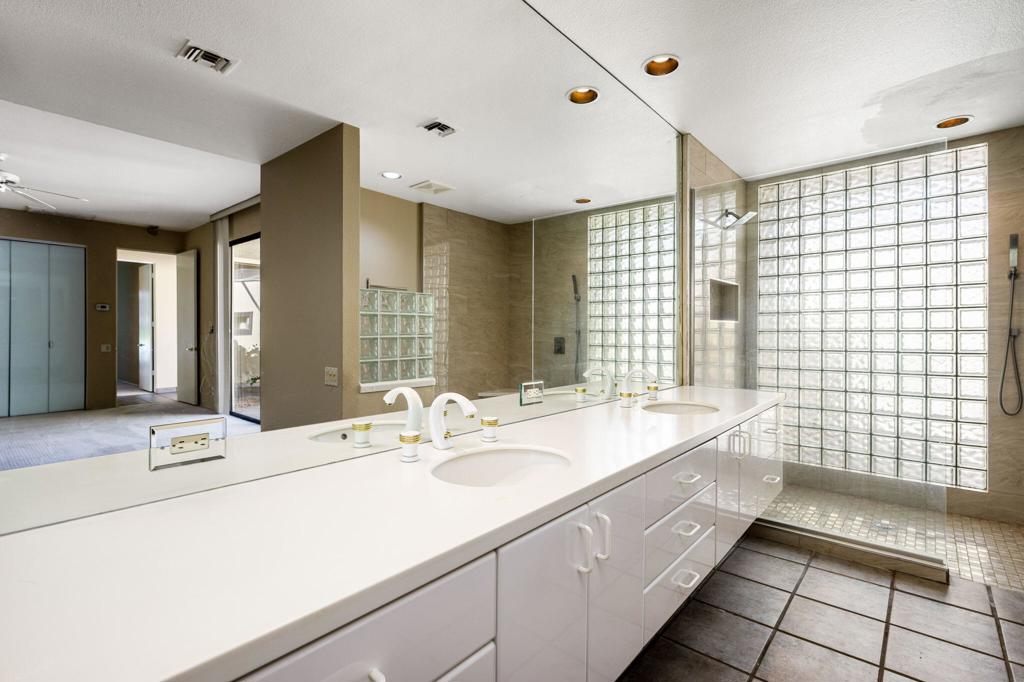 LQCC Lago La Quinta - Residential