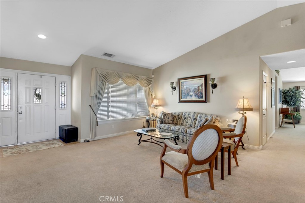25850 Mountain View