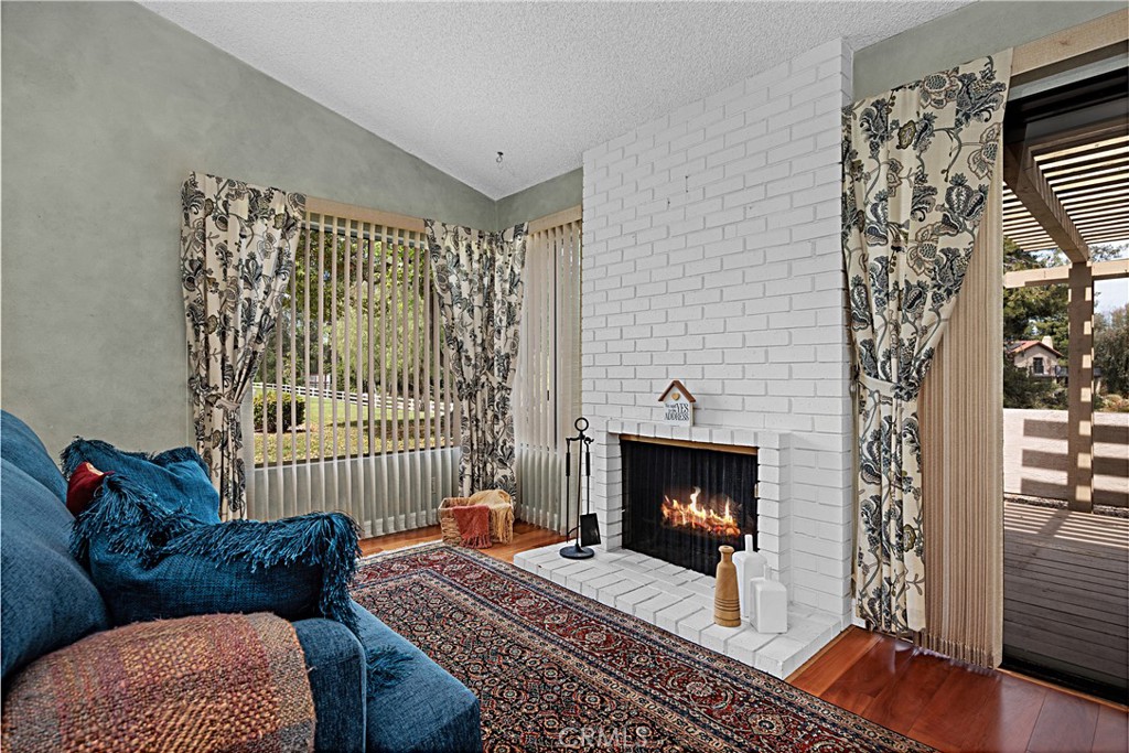 12736 Camino De La Breccia 8