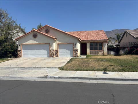 Photo of 239 Tradewinds LN, San Jacinto, CA 92583 (MLS # PW26127473)