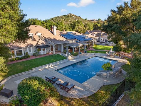 40833 Calle Bandido Murrieta CA 92562