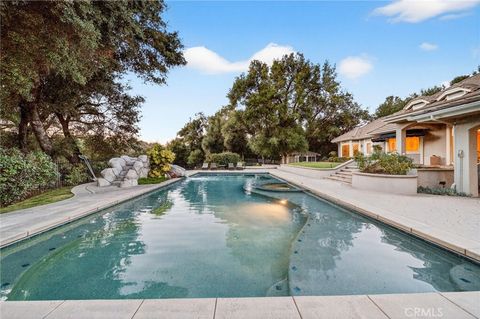 40833 Calle Bandido Murrieta CA 92562