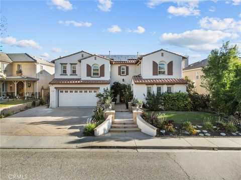Photo of 29228 Las Brisas Road, Valencia, CA 91354 (MLS # SR26031799)