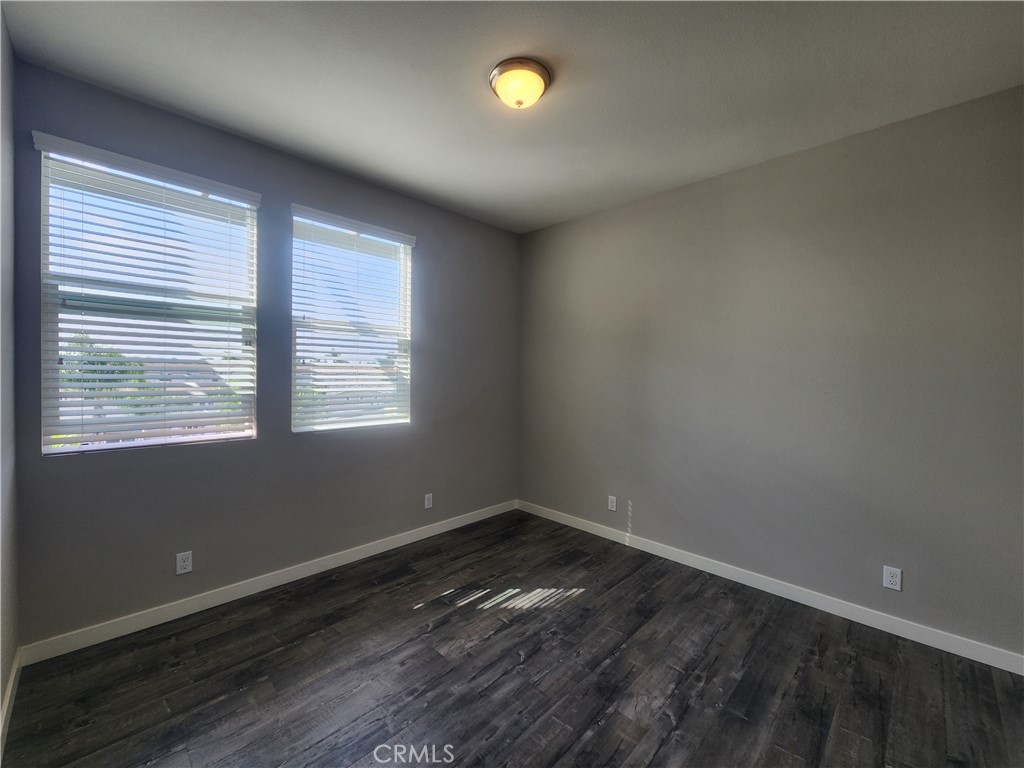 Trailview Townhomes - Residential Lease