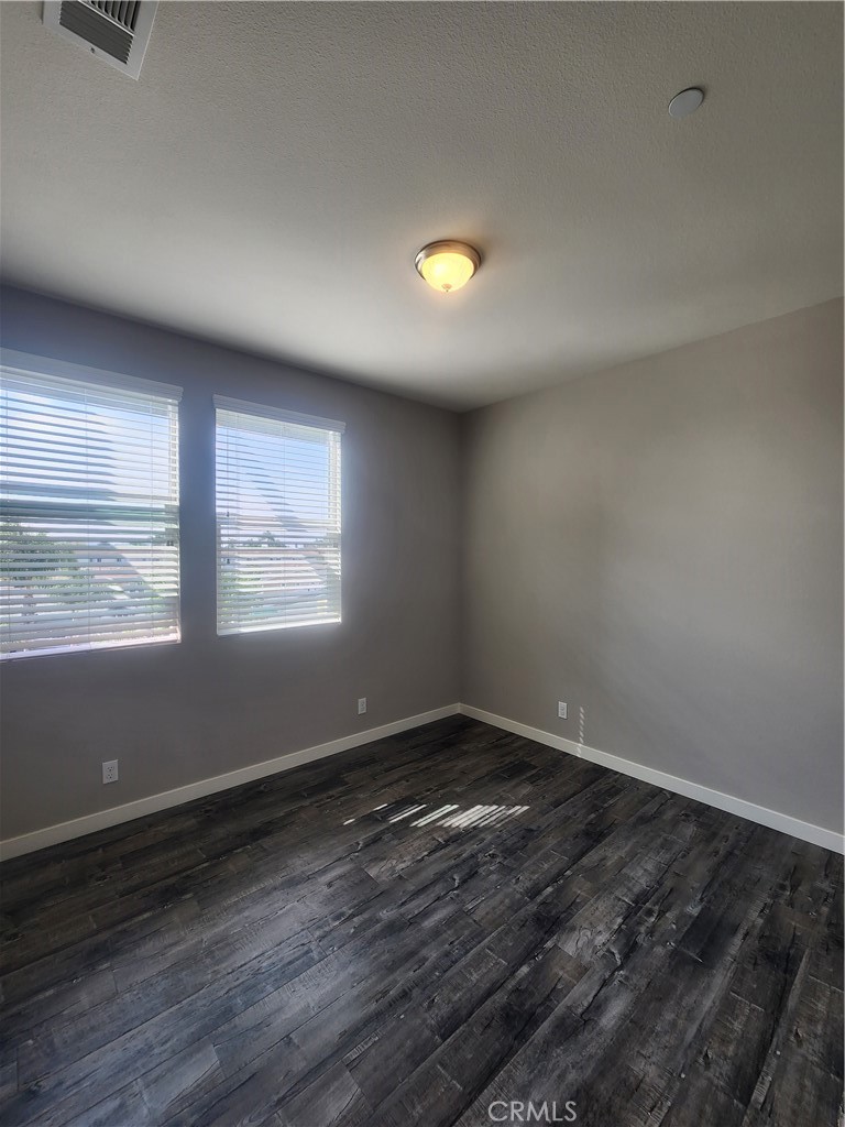 Trailview Townhomes - Residential Lease