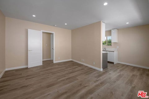 Photo of 1553 S Saltair Avenue #102, Los Angeles, CA 90025 (MLS # 26865203)