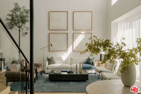 Photo of 702 N Doheny Drive #TH4, West Hollywood, CA 90069 (MLS # 25605885) Photo of 702 N Doheny Drive #TH4, West Hollywood, CA 90069 (MLS # 25605885)