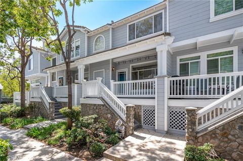 Photo of 522 N Pageant Dr, Orange, CA 92869 (MLS # RS26083663)