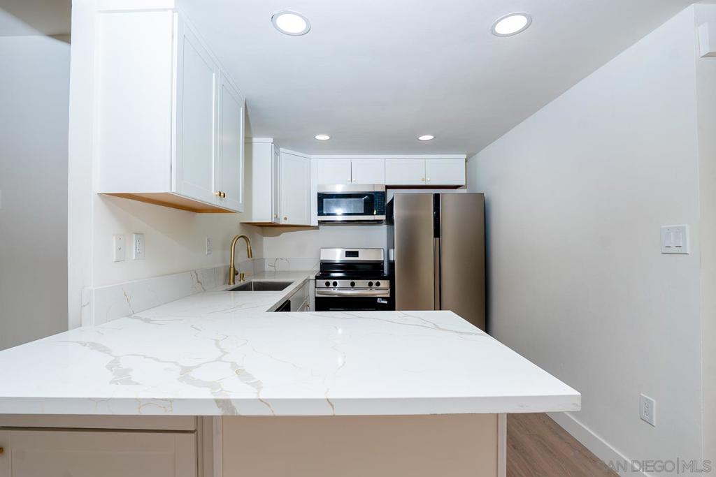 La Jolla - Residential Lease