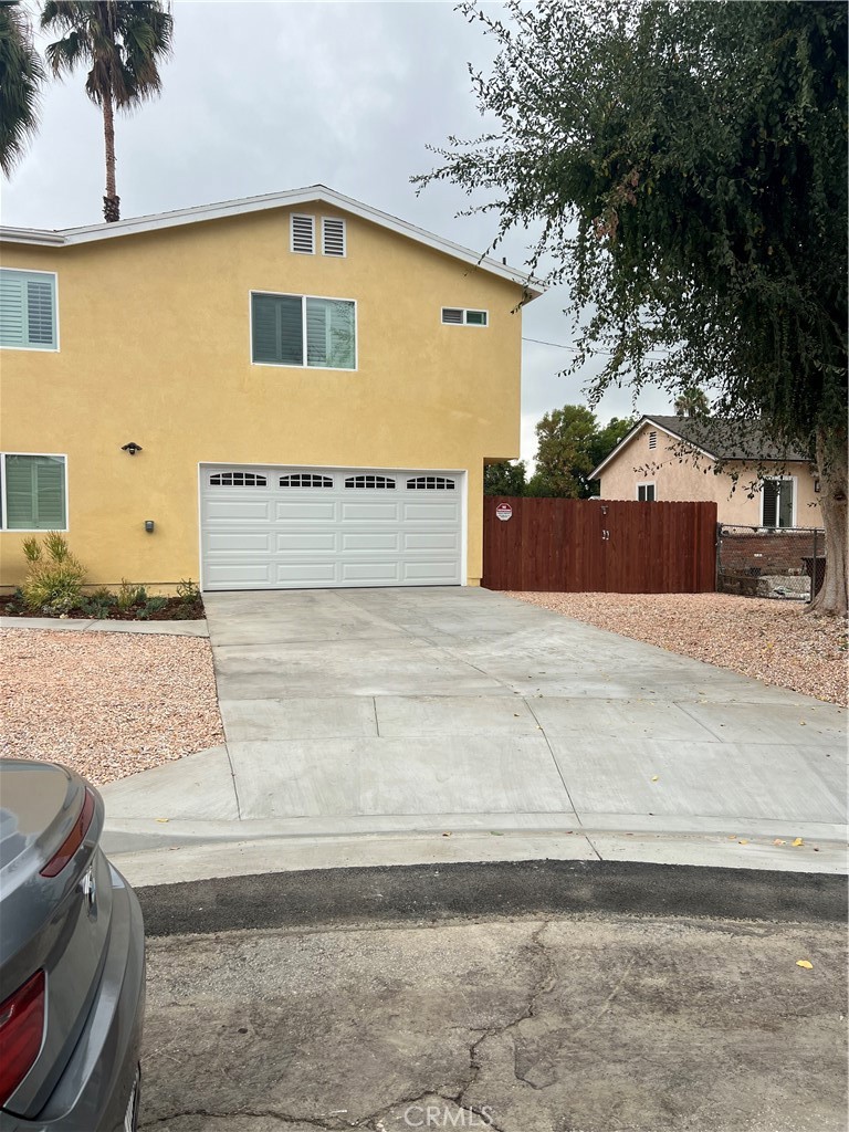 1271 Pontenova Avenue