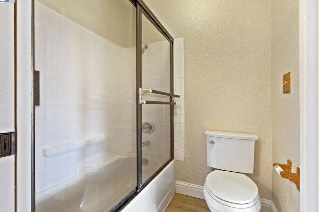 BRENTWOOD VILLA - Residential