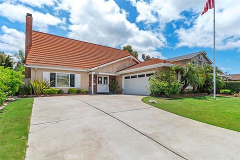 23672 Cavanaugh Road Lake Forest CA 92630