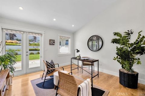 Tiny photo for 332 Calle Mayor, Redondo Beach, CA 90277 (MLS # SB25180617)