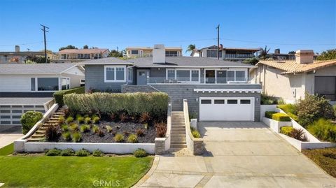 Tiny photo for 332 Calle Mayor, Redondo Beach, CA 90277 (MLS # SB25180617)