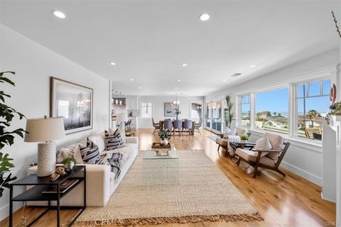 Tiny photo for 332 Calle Mayor, Redondo Beach, CA 90277 (MLS # SB25180617)