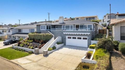 Tiny photo for 332 Calle Mayor, Redondo Beach, CA 90277 (MLS # SB25180617)