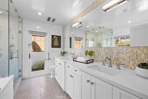 Tiny photo for 332 Calle Mayor, Redondo Beach, CA 90277 (MLS # SB25180617)