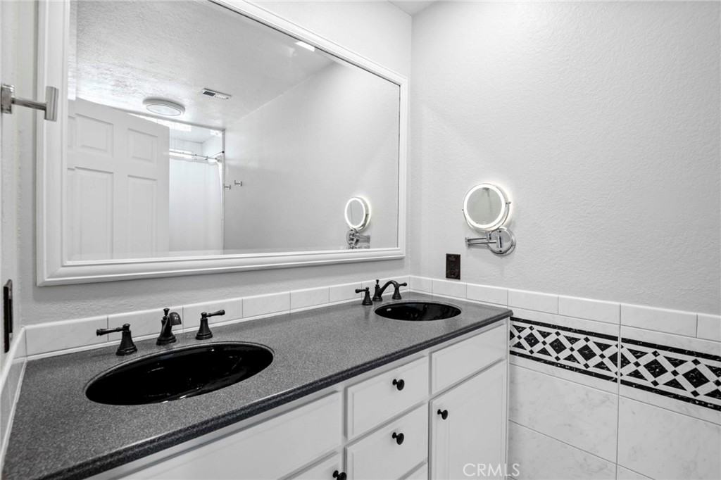 Dana D'Oro (DD) - Residential