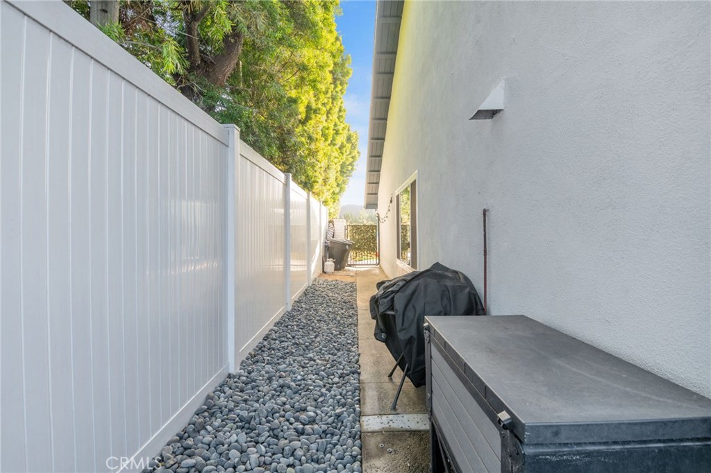 Dana D'Oro (DD) - Residential