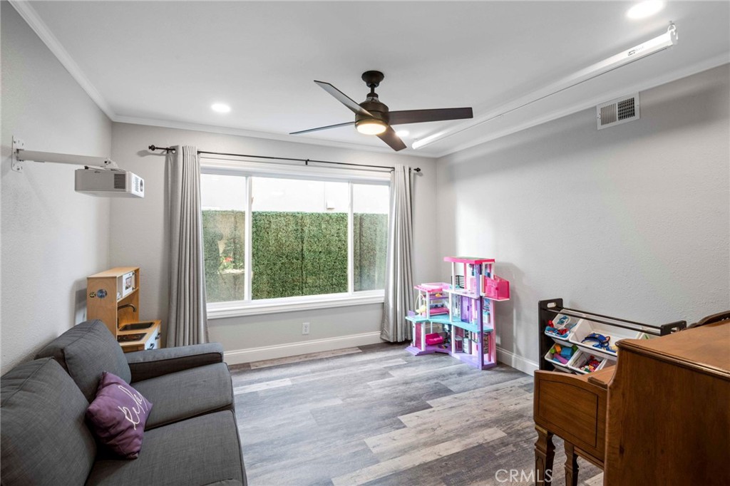 Dana D'Oro (DD) - Residential