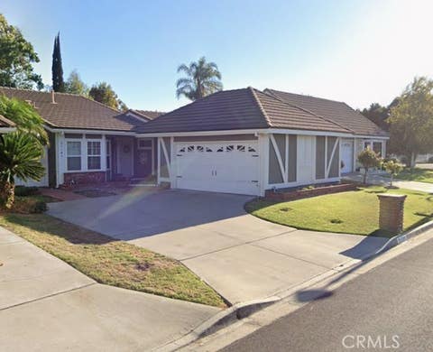 Photo of 21183 Via Este, Yorba Linda, CA 92887 (MLS # OC26103415)