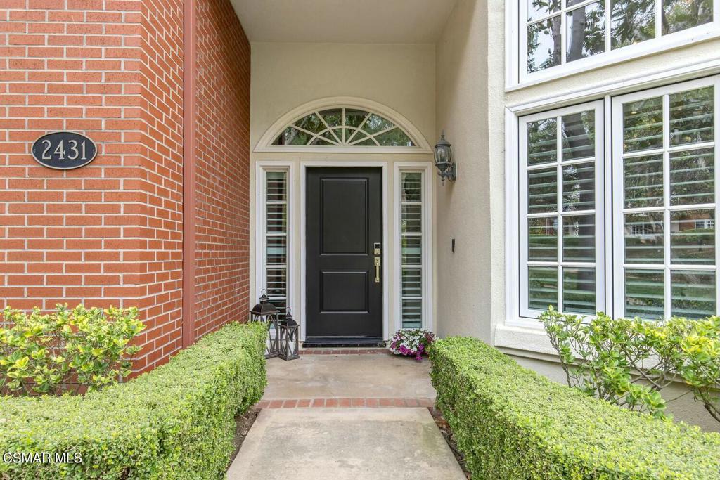 2431 Swanfield Court