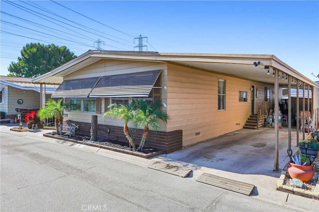 Properties 2 1400 S Sunkist 48