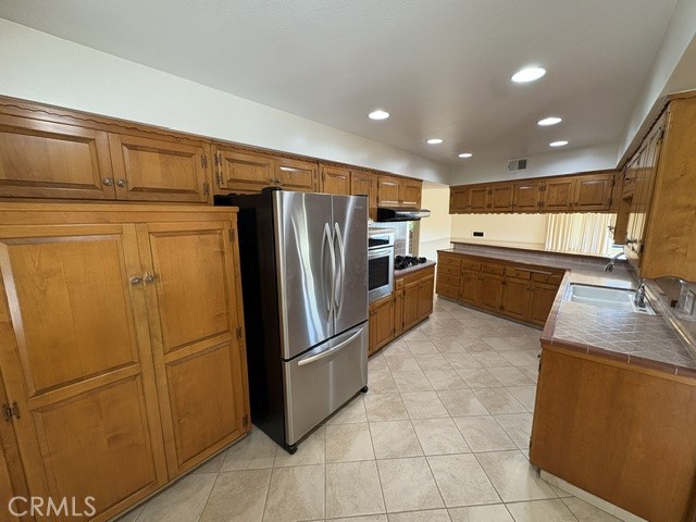 2310 W Ramm