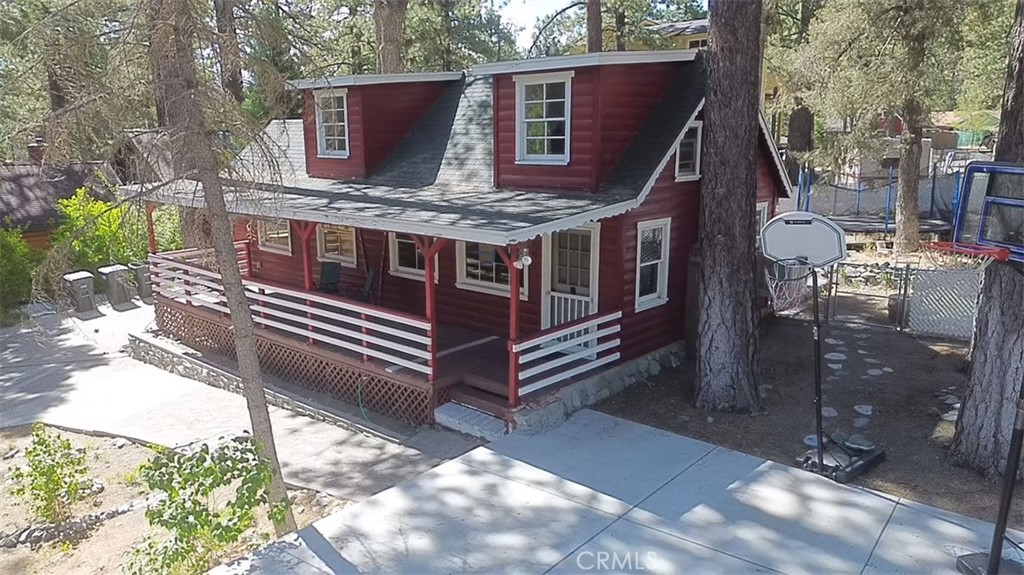 1813 Irene Street