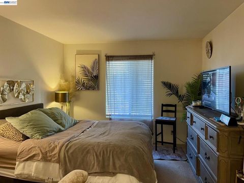 Photo of 38500 Paseo Padre Pkwy #313, Fremont, CA 94536 (MLS # 41132833)